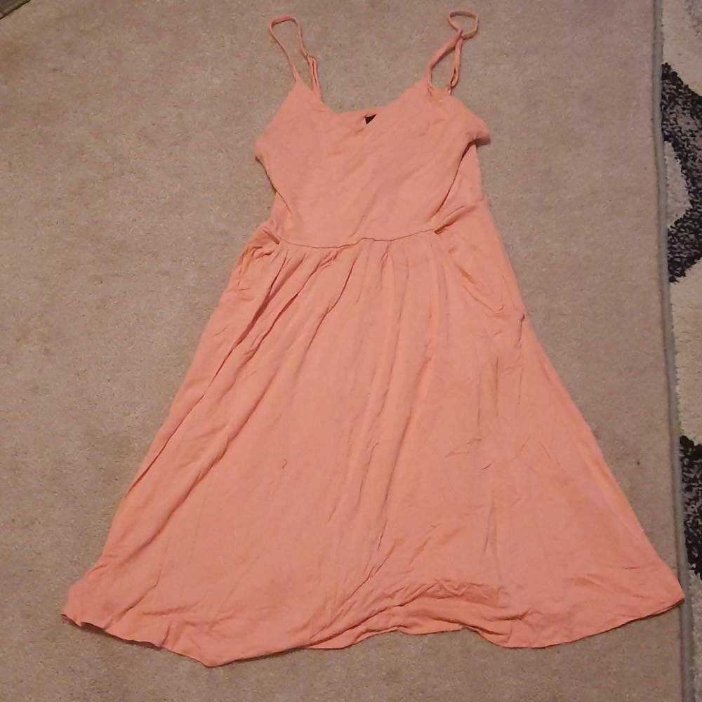 🍑 Peach sundress